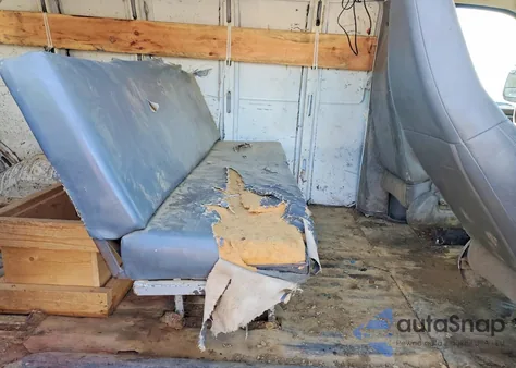 2016 Chevrolet Express G2500 from USA, damaged, VIN 1GCWGAFF3G1257763